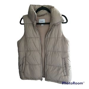 Old Navy Puffer Vest